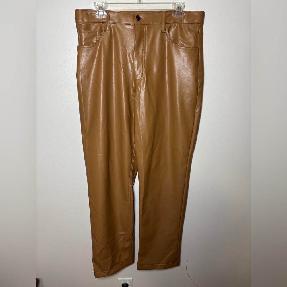 Abercrombie & Fitch 90s Straight ultra high-rise faux leather pants size 32–14S